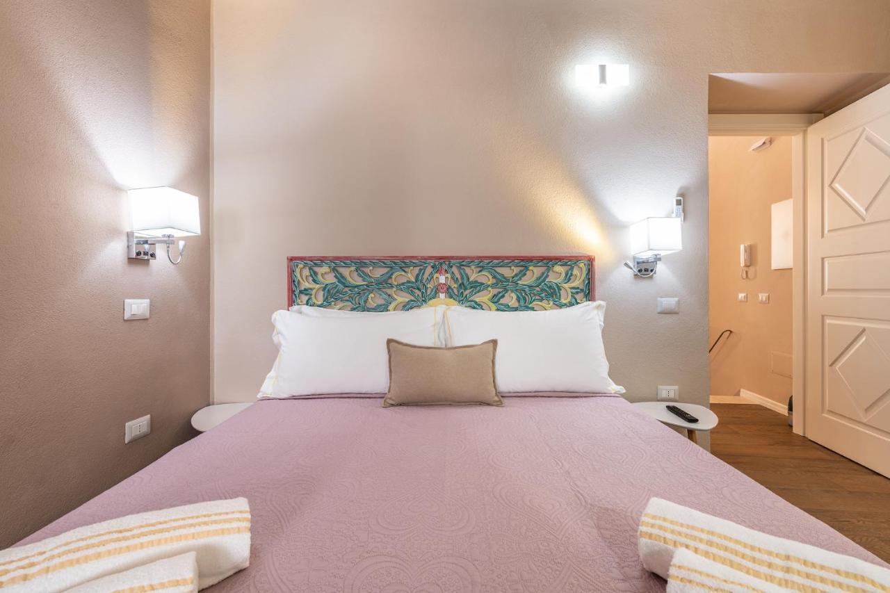 Promenade Boutique Rooms - City Centre Cagliari Eksteriør billede